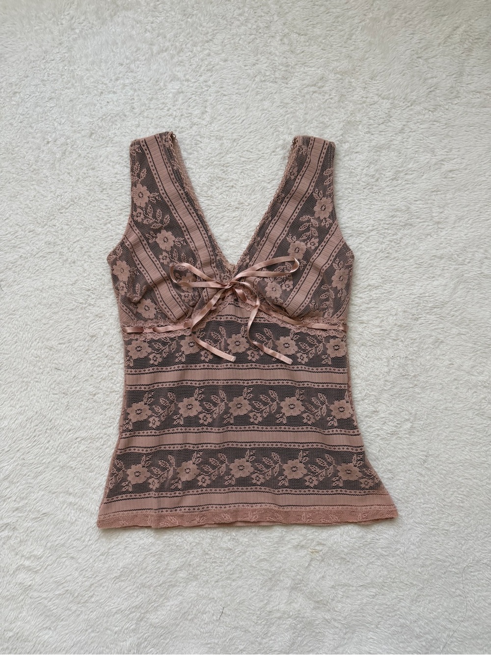 Ethereal Vintage 90s Charlotte Russe feminine laced top - Picture 2 of 7